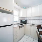 Et Avec Piscine - Wehostyou Empuriabrava