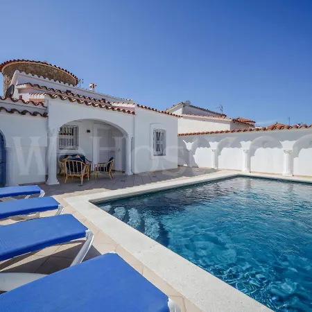 Et Avec Piscine - Wehostyou Villa